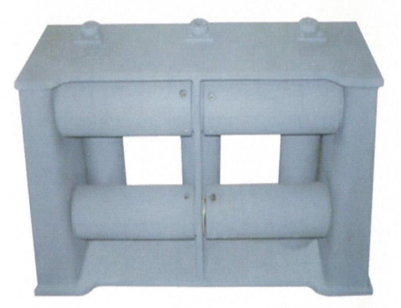 七滚柱导缆器-D